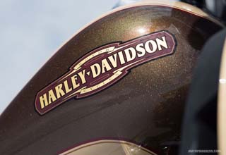 HARLEY-DAVIDSON 