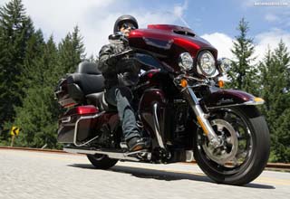 HARLEY-DAVIDSON Touring Ultra Limited Low
