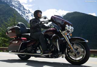 HARLEY-DAVIDSON Touring Ultra Limited Low