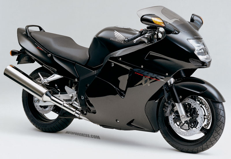 HONDA CBR 1100 XX Super Blackbird 1998Puissance : 164 Ch à 9 500 Tr/mn