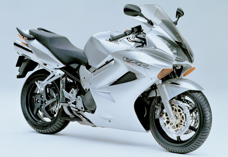 Fiche technique honda vfr 2002