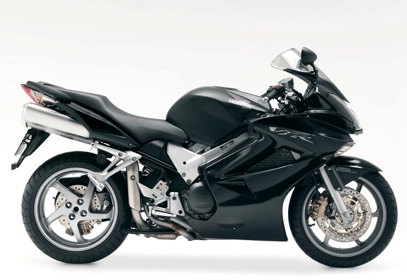 Fiche technique moto honda vfr 750